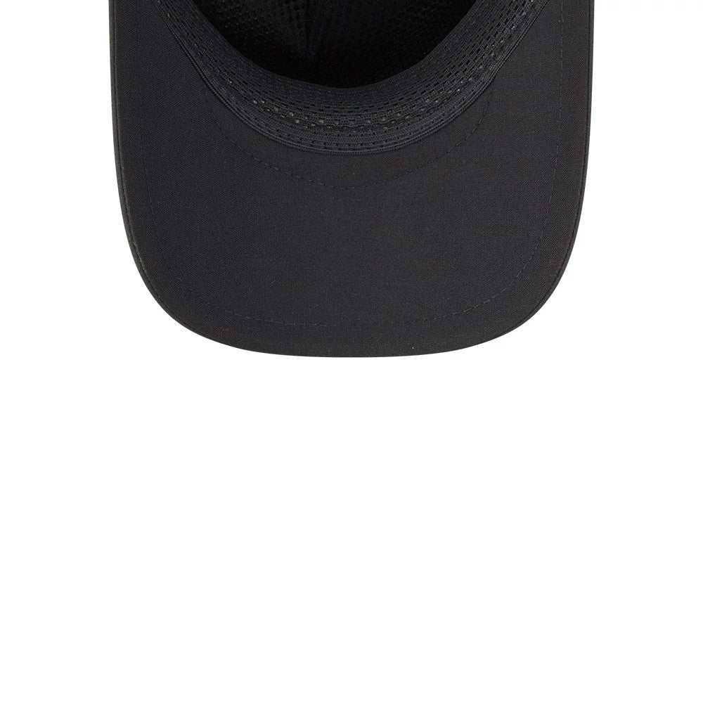 Pictured is this MLB Quickstrike Core New York Yankees 9FORTY Apex cap in black. 7