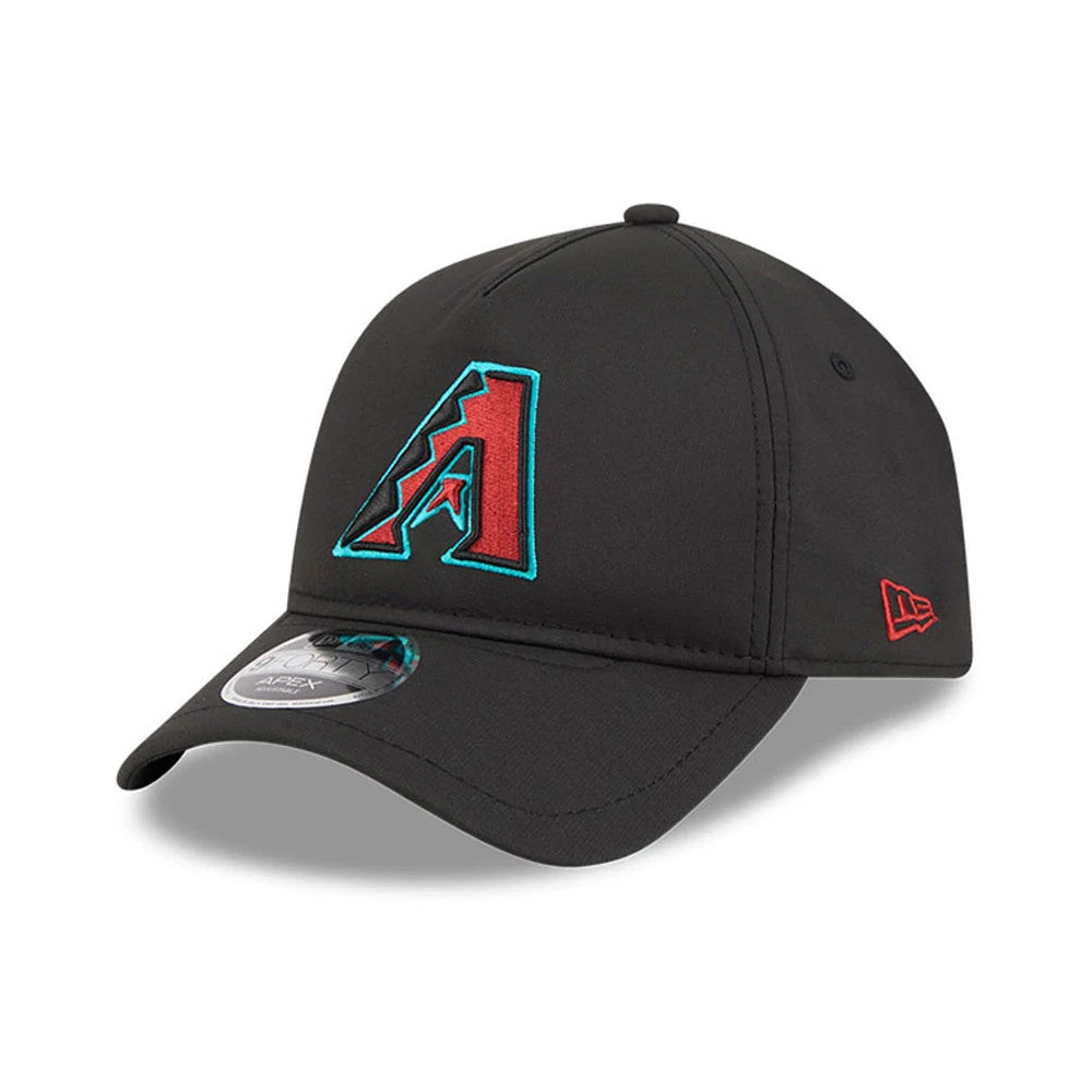 Arizona Diamondbacks MLB Quickstrike Black New Era 9FORTY Apex Adjustable Cap, three-quarter view showing a large embroidered red and teal A logo on the front panel, a curved black visor with a 9FORTY size sticker.