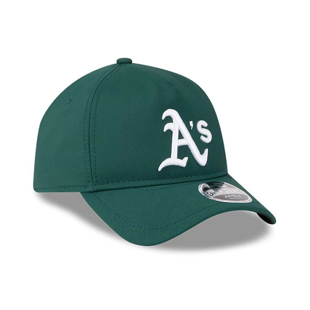 Athletics MLB Quickstrike Dark Green New Era 9FORTY Apex Adjustable Cap, three-quarter view showing a prominent white embroidered A's logo on the front panel, with a curved visor and a 9FORTY size sticker displayed on the top.