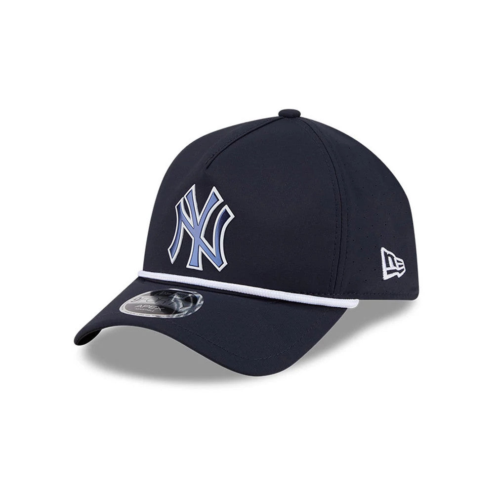 New York Yankees MLB Quickstrike Navy New Era 9FORTY Apex Adjustable Cap, three-quarter view showing a raised white and navy NY logo on the front panel, a curved visor with a 9FORTY size sticker, and white New Era flag logo on the left side.