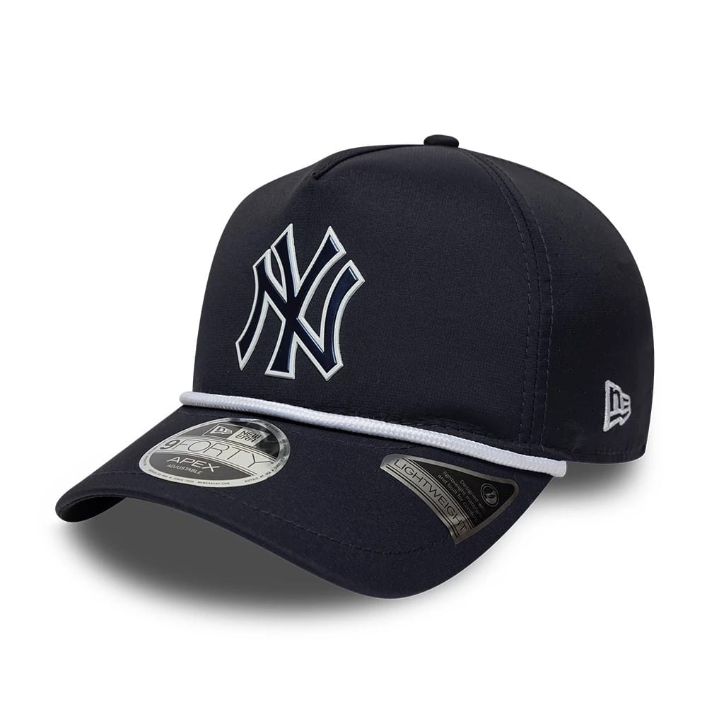 Pictured is this MLB Quickstrike New York Yankees 9FORTY Apex cap in navy. 8