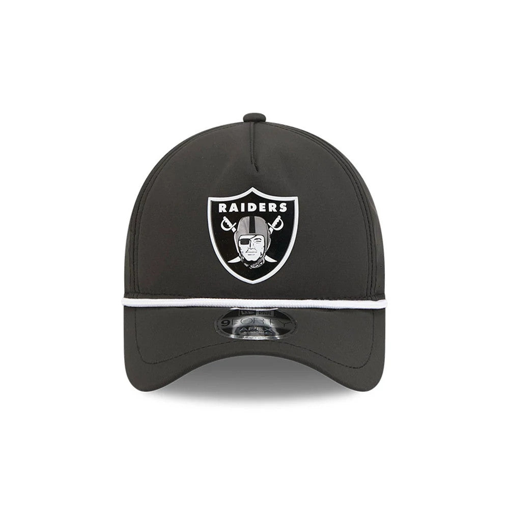 Las Vegas Raiders NFL Quickstrike Black New Era 9FORTY Apex Adjustable Cap, front view showing the embroidered white Raiders shield logo on the structured black crown, white piping detail above the curved visor, and 9FORTY size sticker on the centre.