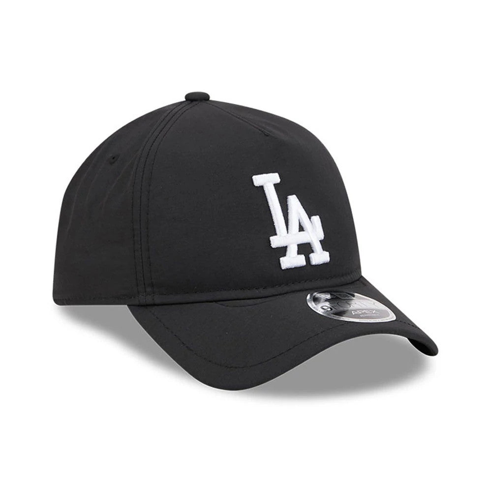 Dodgers MLB Quickstrike Black New Era 9FORTY Apex Adjustable Cap, front view showing the white raised embroidered LA logo on the black front panel, with a pre-curved black visor and 9FORTY size sticker.