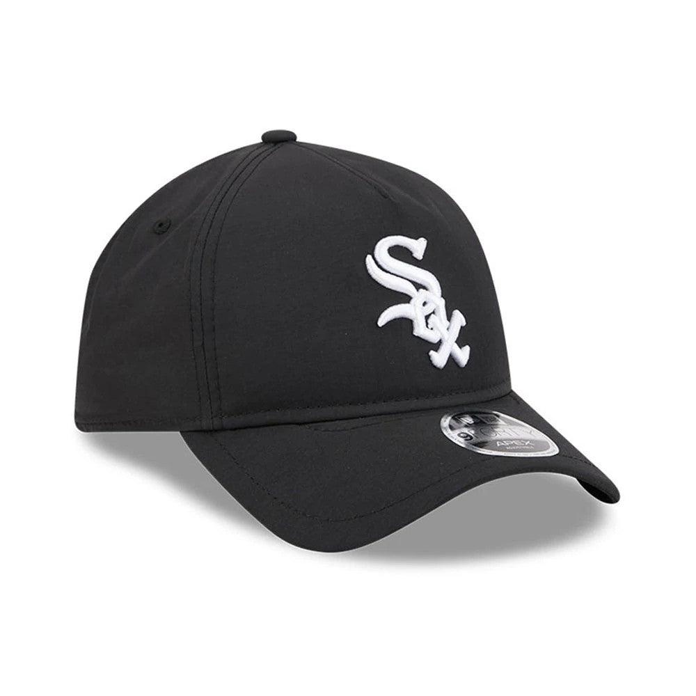 White Sox MLB Quickstrike Black New Era 9FORTY Apex Adjustable Cap, front view showing the white embroidered Sox logo on the structured black front panel, curved visor with a 9FORTY size sticker, and matching black top button.