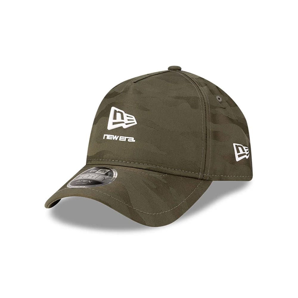 New Era Green 9FORTY Apex Cap, three-quarter view showing a white embroidered New Era logo on the front panel, a curved green visor with a 9FORTY size sticker, and another white New Era logo embroidered on the left side.