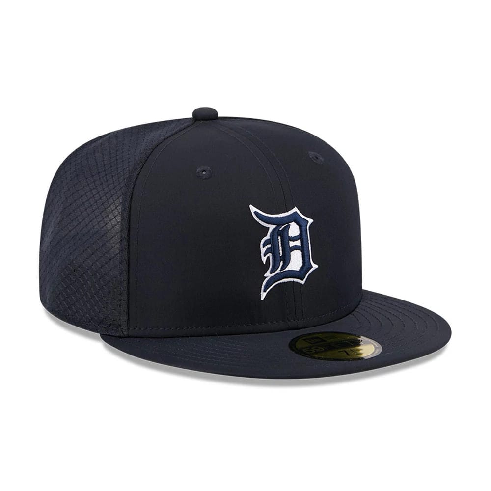 Pictured is this MLB Batting Practice 2026 Detroit Tigers 59FIFTY Fitted cap in navy. 3
