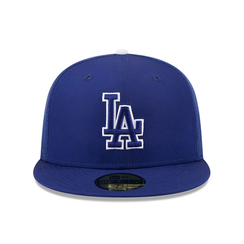 LA Dodgers MLB Batting Practice 2026 Dark Blue New Era 59FIFTY Fitted Cap, front view showing the raised white embroidered LA logo on the structured dark blue crown, a flat dark blue visor, and the gold 59FIFTY size sticker on the visor.