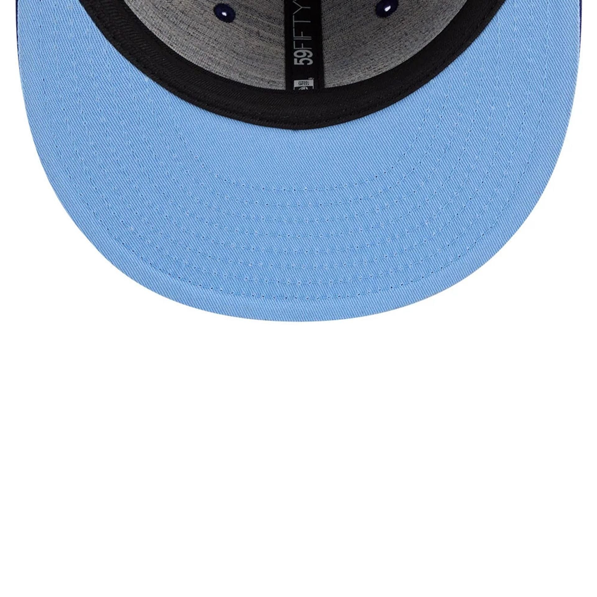 Pictured is this WBC Classical Script Nicaragua Retro Crown 59FIFTY Fitted cap in blue. 2