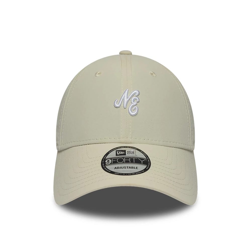 Pictured is this New Era Mini Logo Recycled 9FORTY cap in light beige. 2