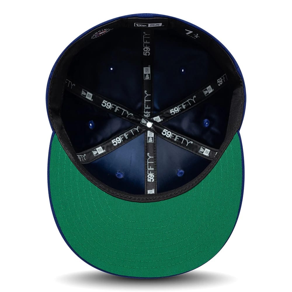 Pictured is this MLB Sidepatch LA Dodgers 59FIFTY Fitted cap in dark blue. 2
