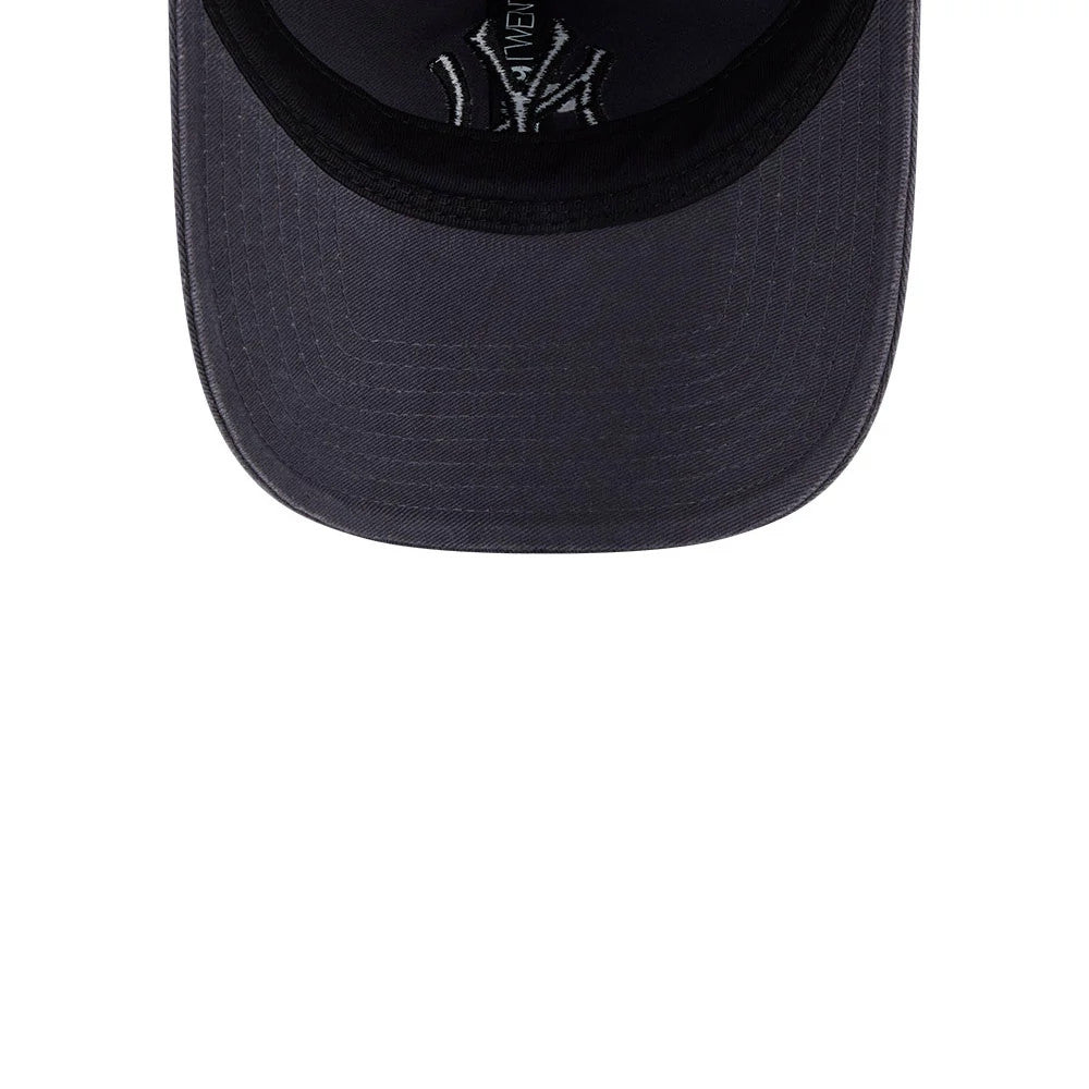 Pictured is this MLB Starry Eyelet New York Yankees 9TWENTY cap in black. 7
