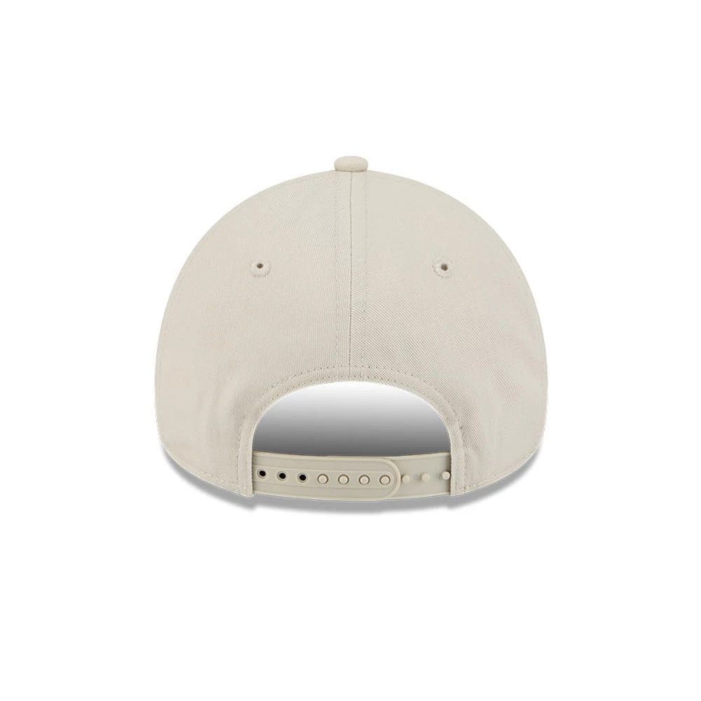 Pictured is this NBA Concrete Chicago Bulls 9FORTY A-Frame cap in Stone. 7