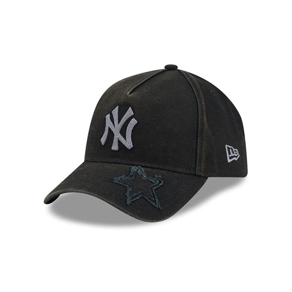 Pictured is this MLB Star Visor New York Yankees 9FORTY A-Frame cap in black. 1
