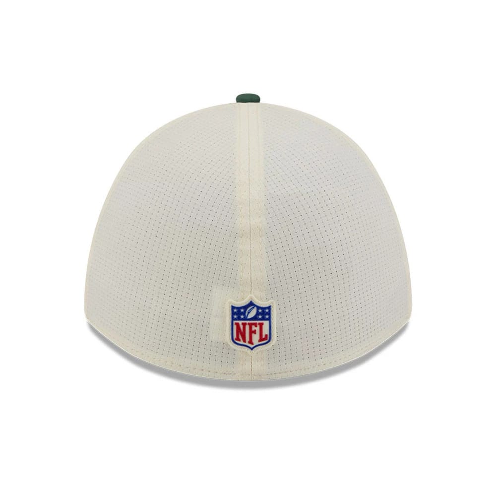 Pictured is this NFL Training 2026 Green Bay Packers 39THIRTY M-Crown Stretch Fit cap in white. 4