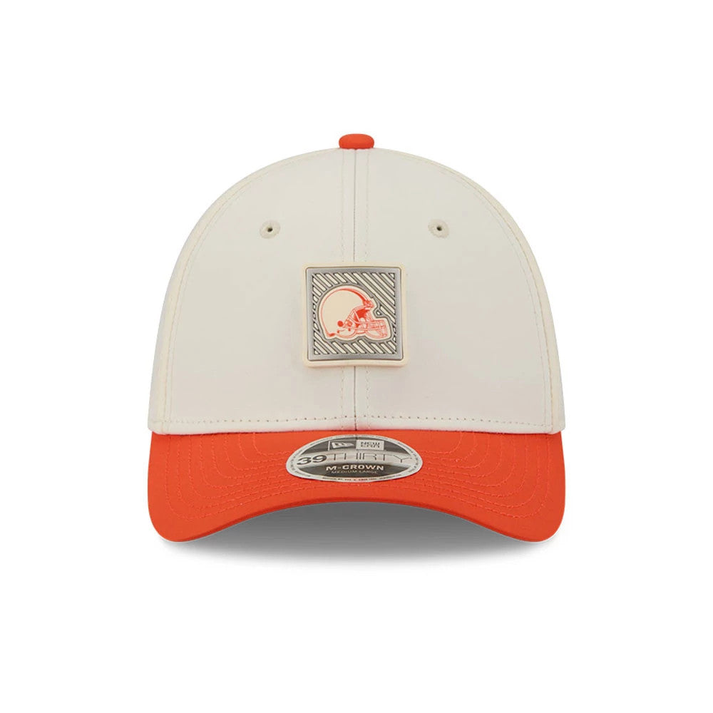 Pictured is this NFL Training 2026 Cleveland Browns 39THIRTY M-Crown Stretch Fit cap in white. 2