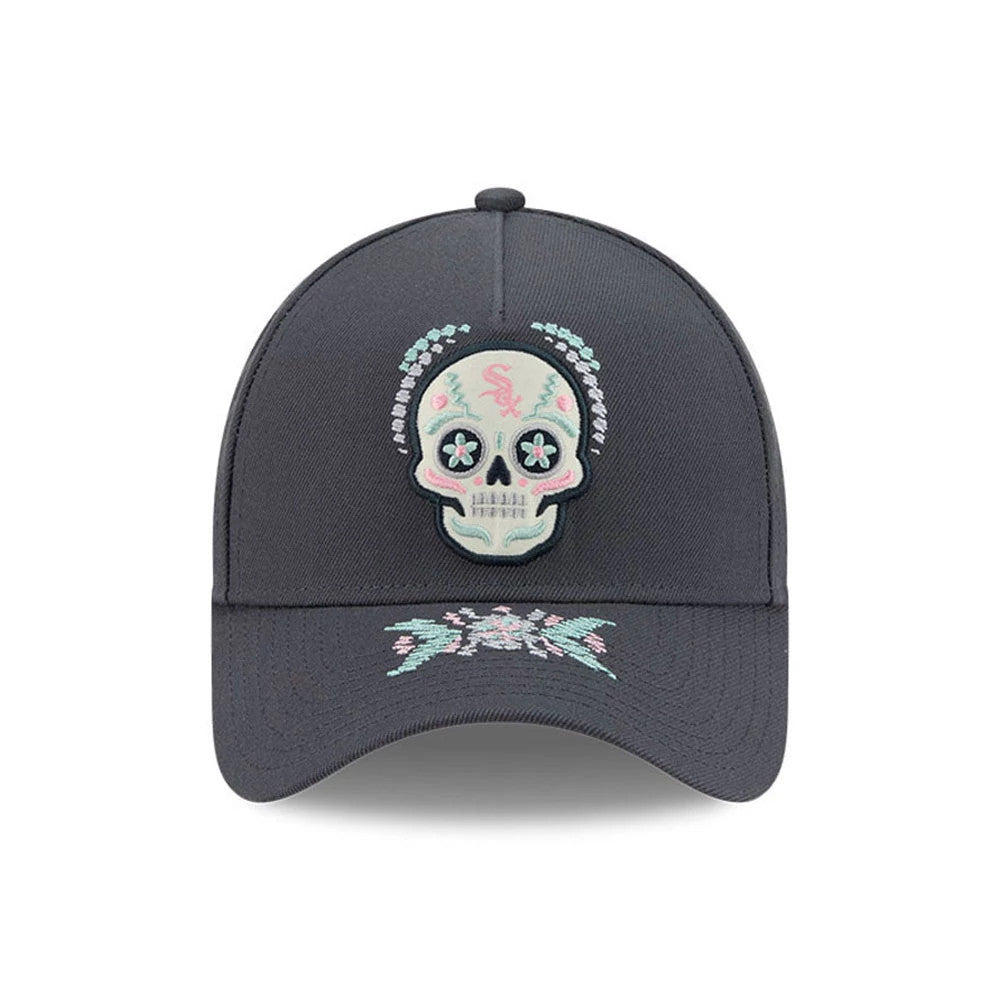 Chicago White Sox MLB Day Of The Dead Grey New Era 9FORTY A-Frame Adjustable Cap, front view showing a large embroidered sugar skull design with pastel accents on the front panel and matching decorative details on the grey curved visor.
