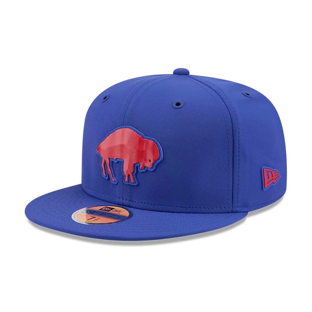 Buffalo Bills NFL Sideline 2026 Blue New Era 59FIFTY Fitted Cap, three-quarter view showing a raised red buffalo logo embroidered on the front panel, flat blue visor with a gold 59FIFTY size sticker, and red New Era flag on the left side.