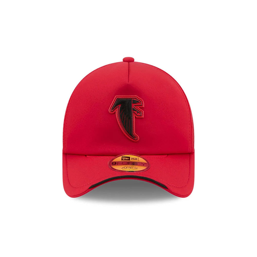 Atlanta Falcons NFL Sideline 2026 Red New Era 9FORTY Apex Adjustable Cap, front view showing the black and red raised embroidered Atlanta Falcons logo on the front panel, curved red visor with a 9FORTY size sticker.