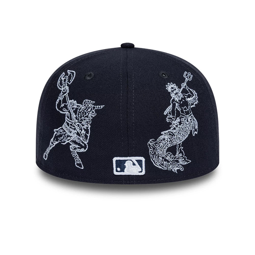 Pictured is this MLB Mythical New York Yankees 59FIFTY Fitted cap in navy. 7