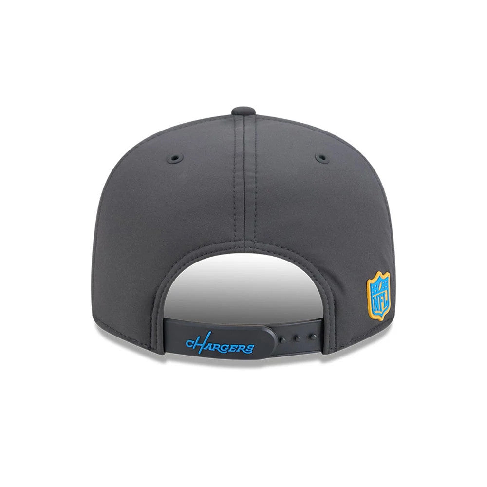 Pictured is this NFL Sideline 2026 LA Chargers 9FIFTY Snapback cap in charcoal. 7