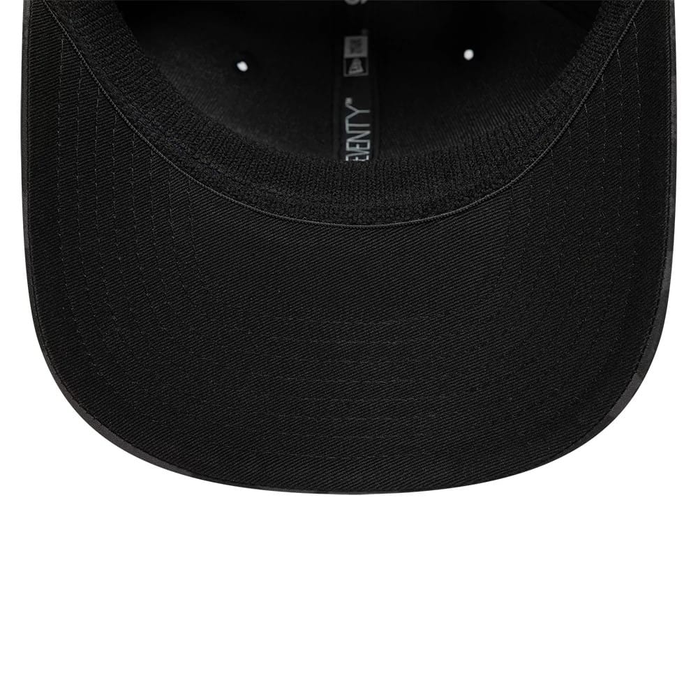 Pictured is this VR46 Camo 9SEVENTY Stretch Snap cap in black. 5