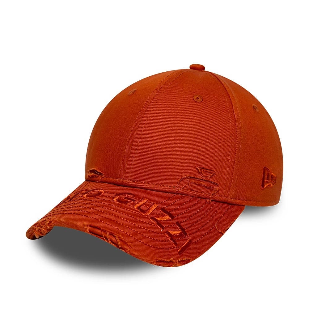Pictured is this Moto Guzzi Distressed 9FORTY M-Crown cap in red. 1