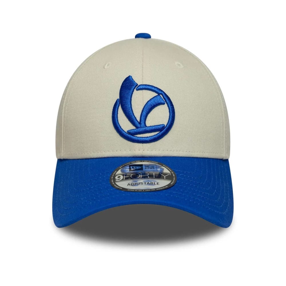Vespa Contrast Visor Bright Blue New Era 9FORTY Adjustable Cap, front view showing a large blue embroidered Vespa logo on the cream-coloured front panel, a bright blue curved visor, and a 9FORTY size sticker at the centre of the visor.