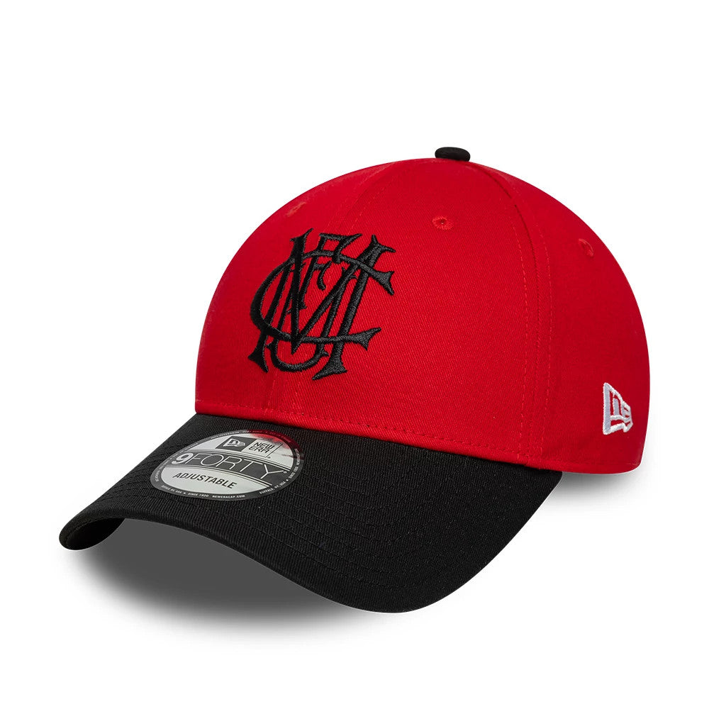 Pictured is this Manchester United FC Contrast 9FORTY cap in red & black. 1