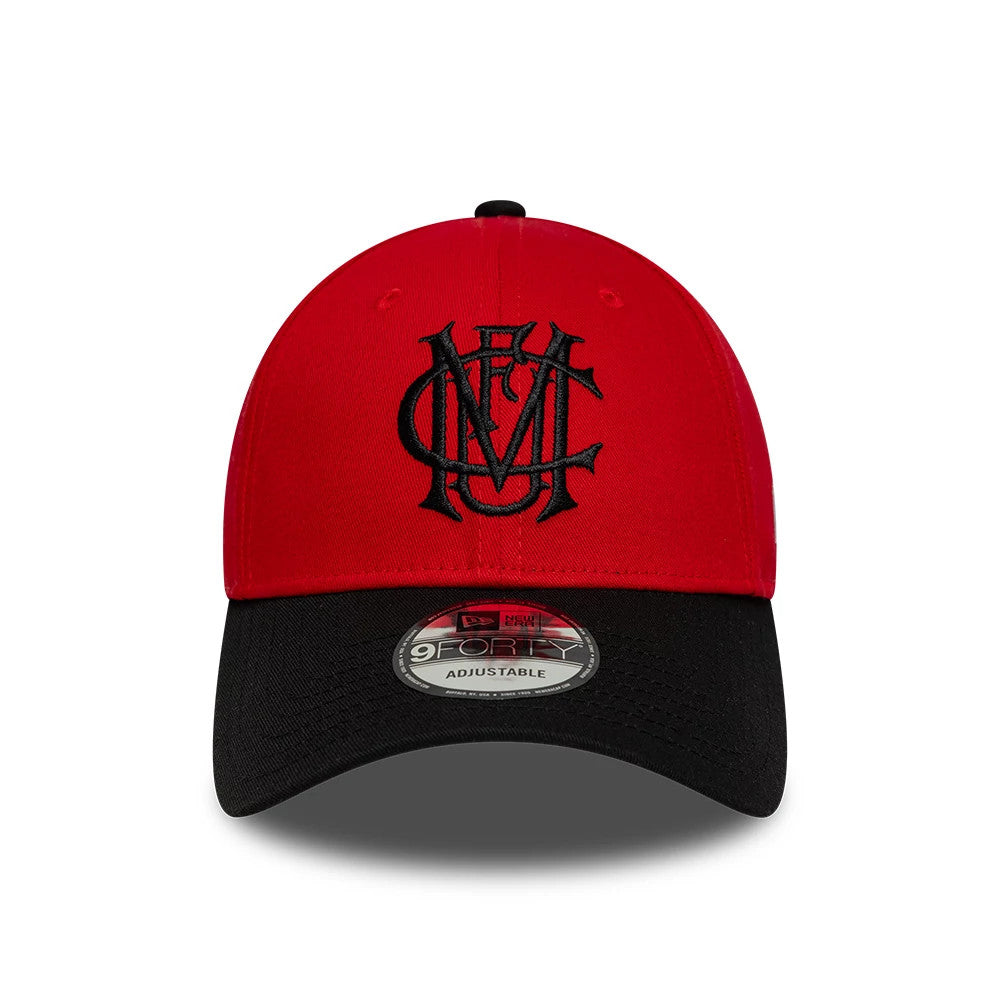 Pictured is this Manchester United FC Contrast 9FORTY cap in red & black. 2