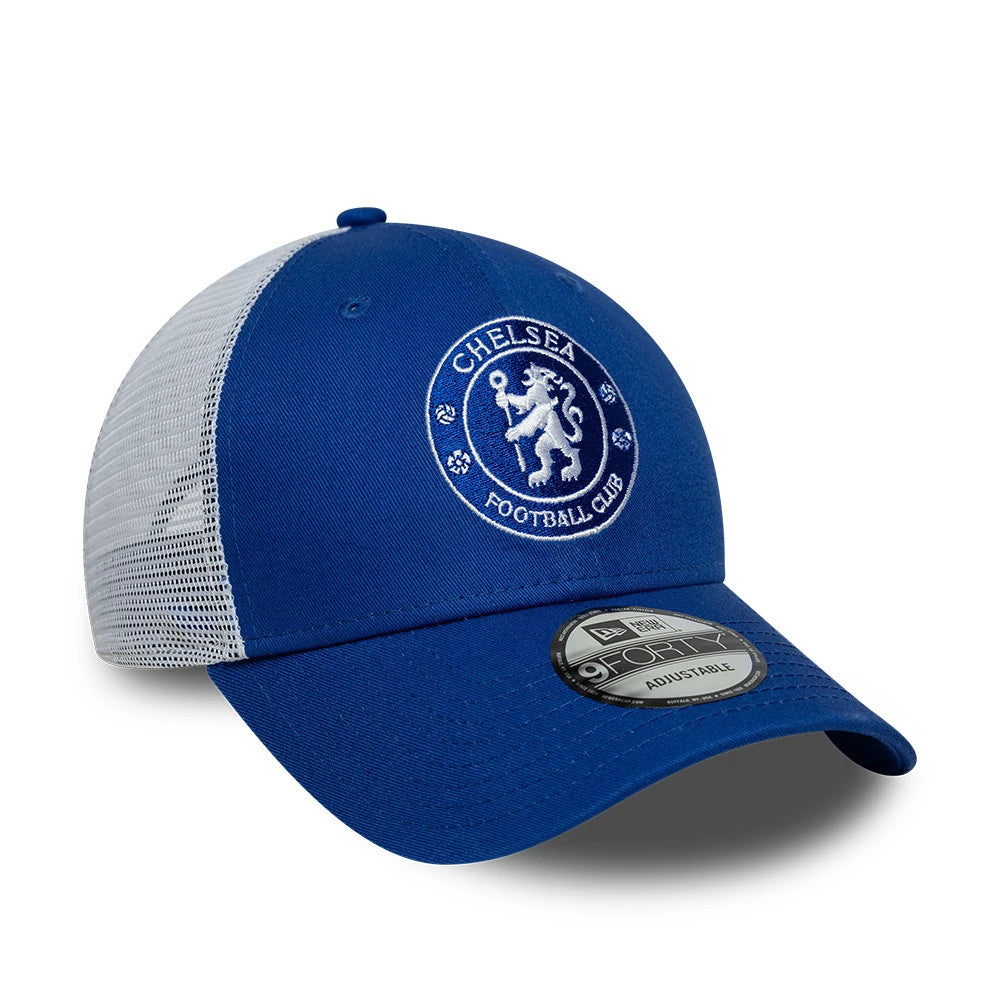 Chelsea FC League Blue New Era 9FORTY Adjustable Cap, three-quarter view showing the white embroidered Chelsea FC lion crest on the structured blue front panel, with a white mesh back and a black 9FORTY size sticker on the curved visor.