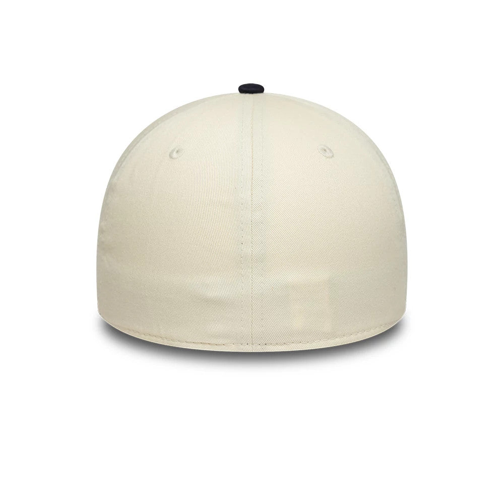 Pictured is this AS Roma 39THIRTY Stretch Fit cap in cream & black. 4