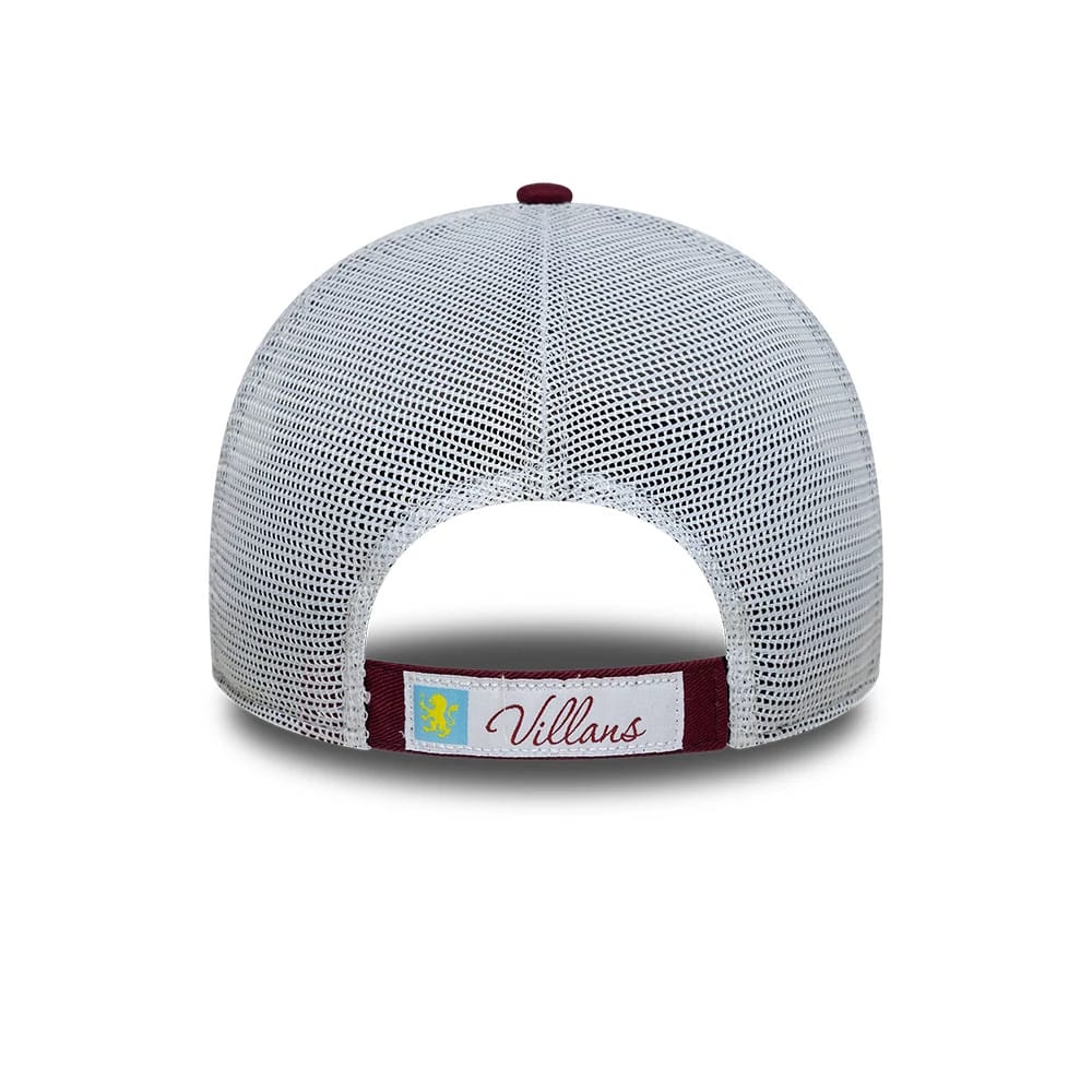 Pictured is this Aston Villa FC League 9FORTY cap in dark red. 4