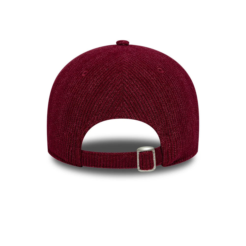 Pictured is this AS Roma Fleck Cord 9FORTY cap in dark red. 4