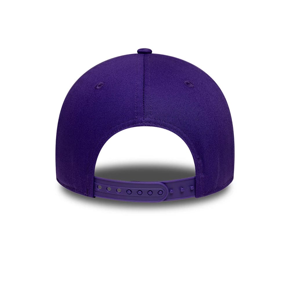 Pictured is this Rugby Club Toulon Laurel 9FORTY cap in dark purple. 4