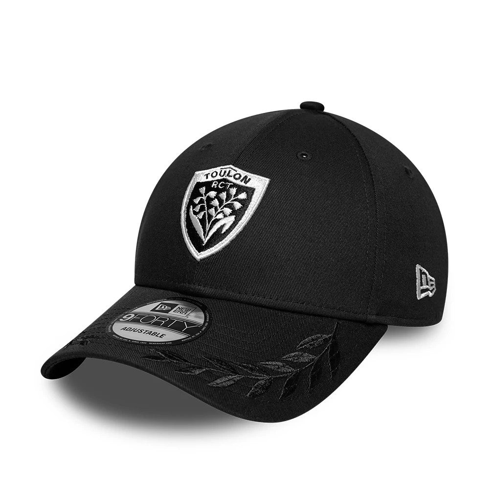 Rugby Club Toulon Cigales Black New Era 9FORTY Adjustable Cap, front view showing the embroidered Toulon RCT shield logo on the front panel, black embroidered leaf on the curved visor, and the 9FORTY size sticker on the top.