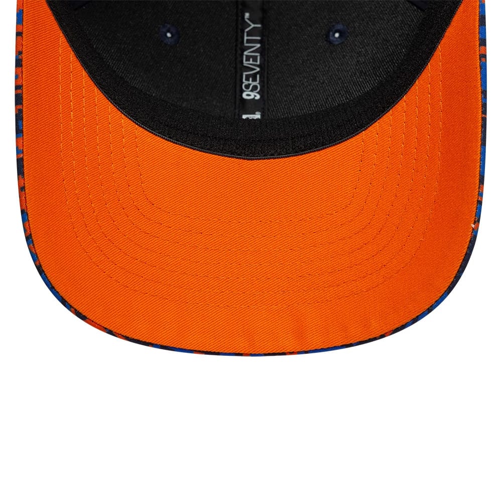 Pictured is this Red Bull Racing Digi Camo 9SEVENTY Stretch Snap cap in dark blue. 2