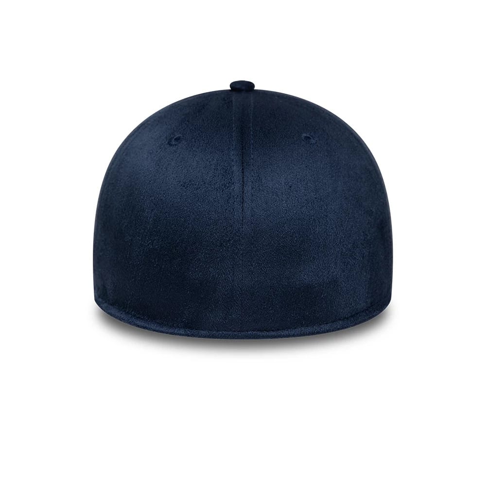 Pictured is this FC Porto Faux Suede 39THIRTY Stretch Fit cap in navy. 4