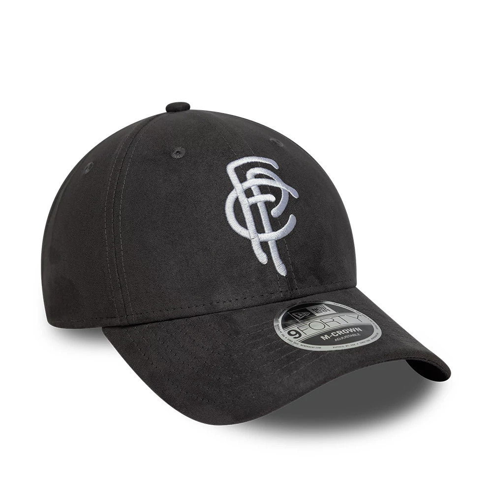 Pictured is this FC Porto Faux Suede 9FORTY M-Crown cap in dark grey. 3