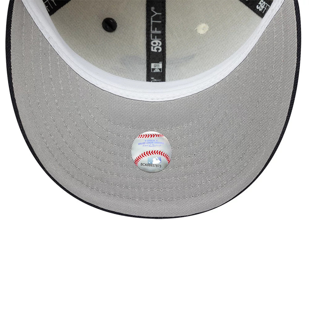 Pictured is this MLB Pin Texas Rangers 59FIFTY Fitted cap in cream & navy. 2