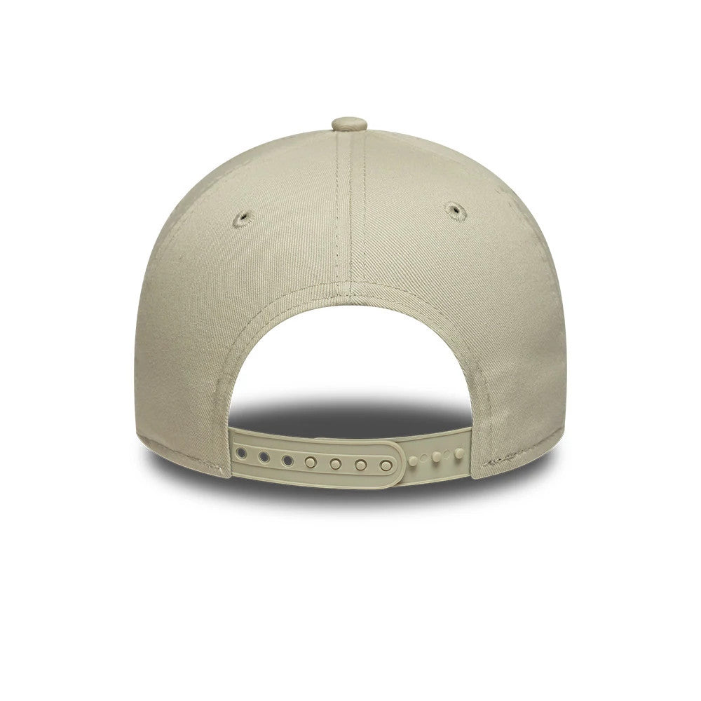 Pictured is this MLB Metallic Outline New York Yankees 9FORTY A-Frame cap in cream. 4