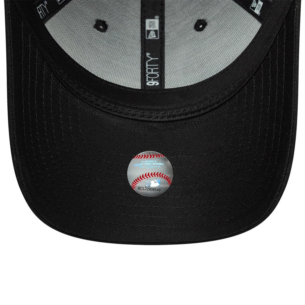 Pictured is this MLB Metallic Outline LA Dodgers 9FORTY cap in black. 5