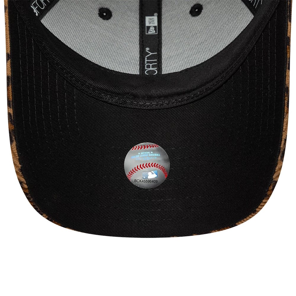 Pictured is this Womens MLB Leopard Cord New York Yankees 9FORTY cap in beige. 5