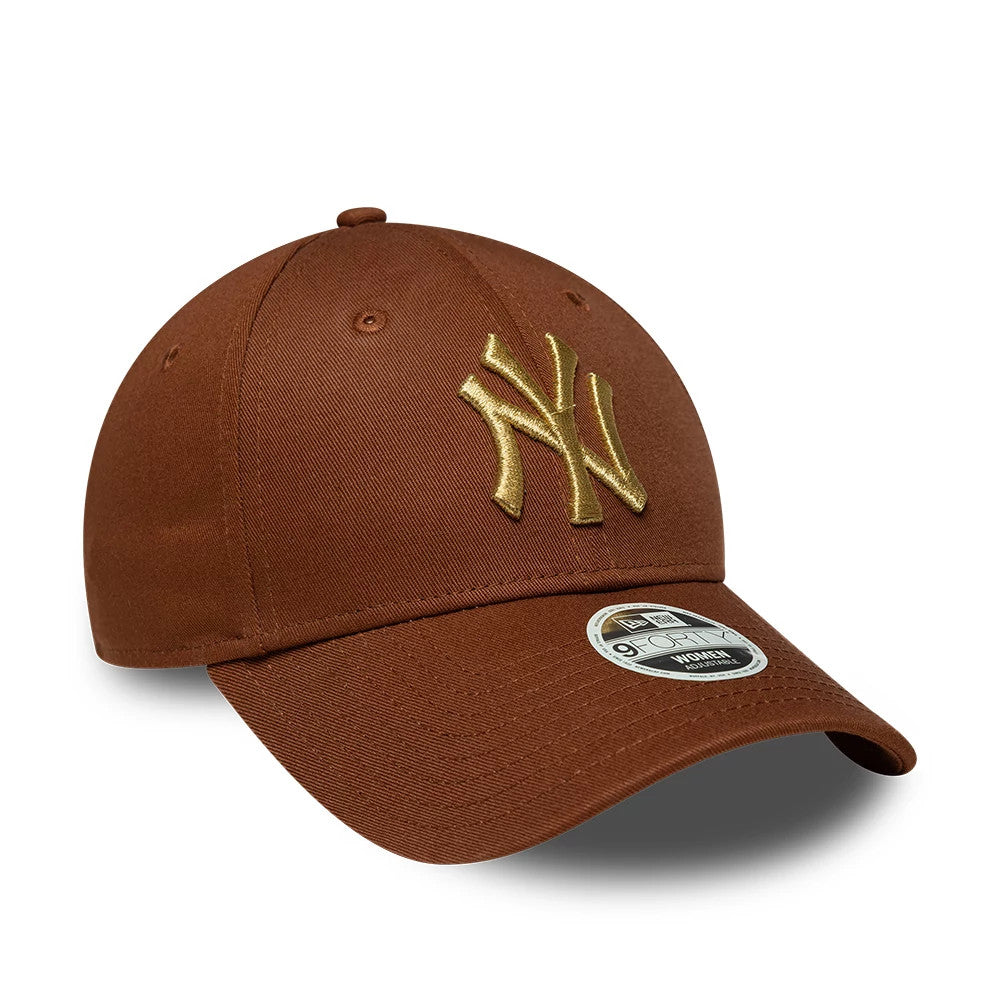 Pictured is this Womens MLB Metallic New York Yankees 9FORTY cap in brown. 3