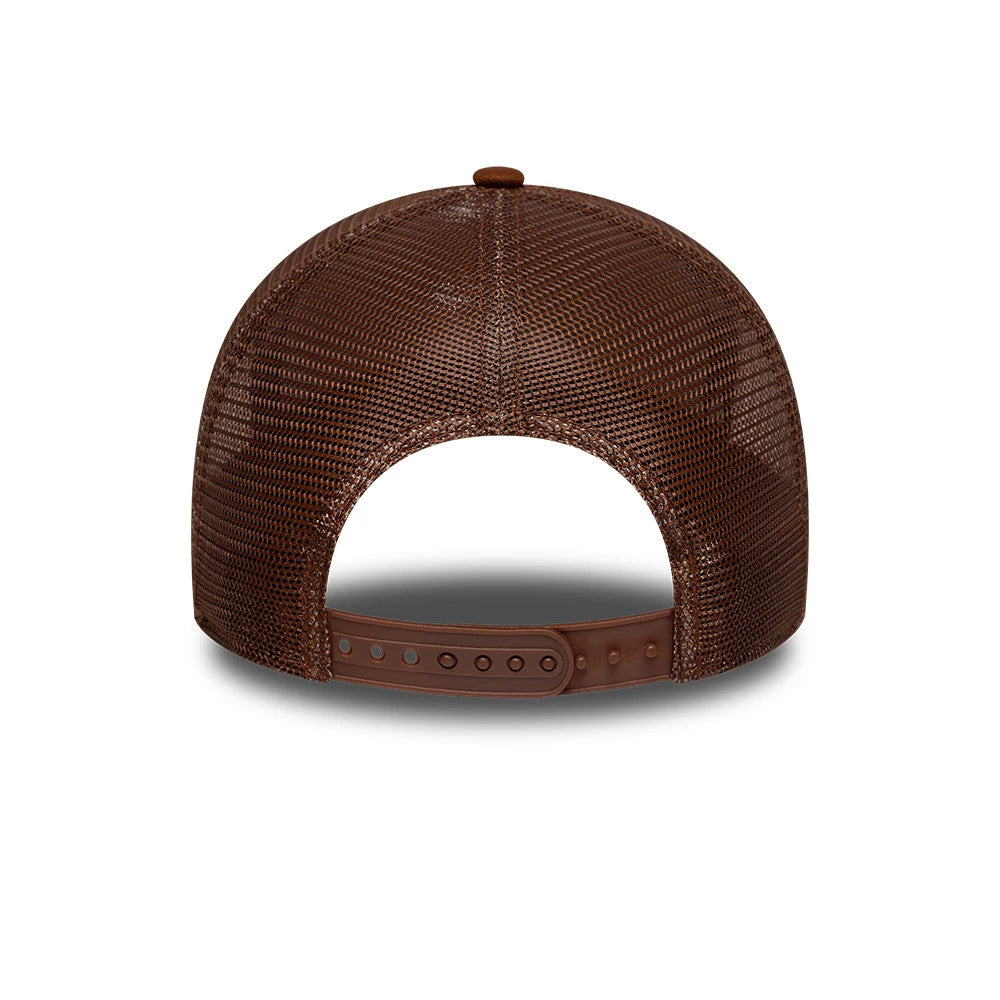 Pictured is this MLB Outline New York Yankees 9FORTY E-Frame Trucker cap in brown. 4