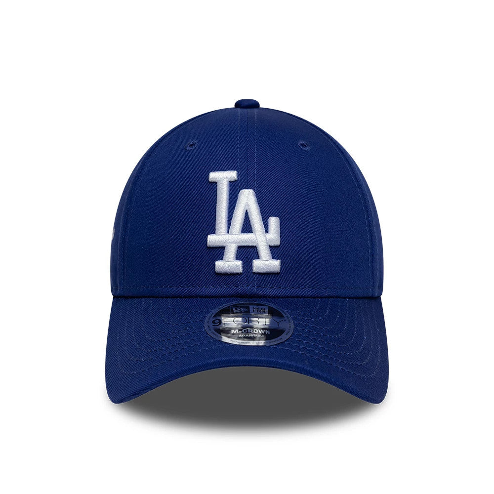 LA Dodgers MLB Side Script Dark Blue New Era 9FORTY M-Crown Adjustable Cap, front view showing the raised white LA logo embroidered on the structured dark blue crown, with matching curved visor featuring a centred 9FORTY size sticker.