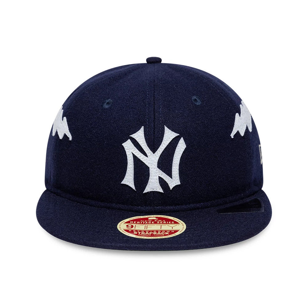 New York Yankees MLB Heritage Navy Retro Crown New Era 9FIFTY Adjustable Cap, front view showing the white embroidered NY logo on the structured navy crown, with a 9FIFTY size sticker on the navy flat visor and side logos on both panels.