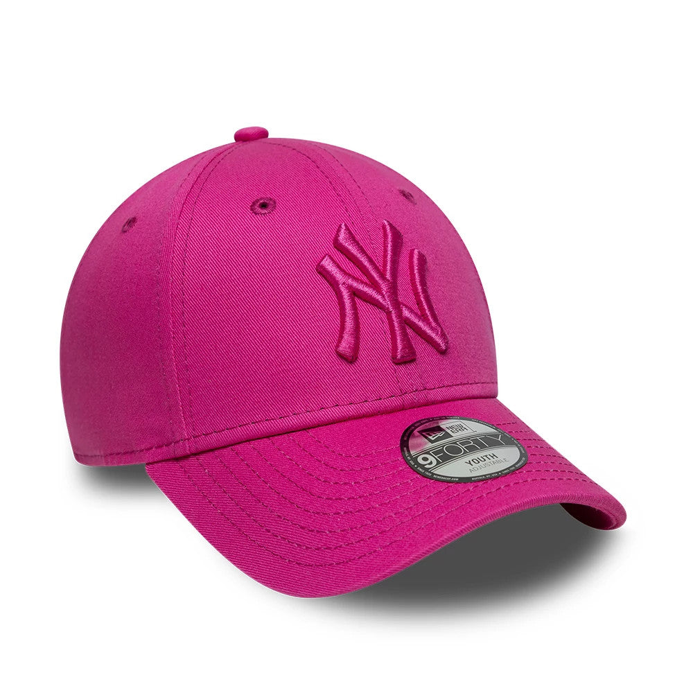 Pictured is this Youth MLB League Essential New York Yankees 9FORTY cap in bright pink. 3