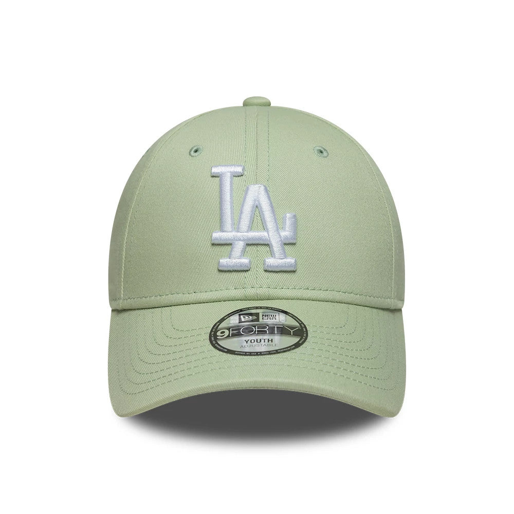 LA Dodgers Youth MLB League Essential Pastel Green New Era 9FORTY Adjustable Cap, front view showing the raised white LA logo embroidered on the structured pastel green crown, with a curved visor and 9FORTY size sticker on the centre.