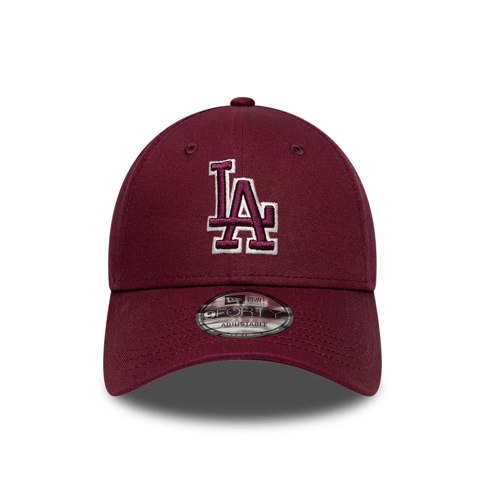 LA Dodgers MLB Team Outline Dark Red New Era 9FORTY Adjustable Cap, front view showing the raised LA logo embroidered in white and dark red on the structured crown, curved visor with 9FORTY size sticker, and dark red eyelets.