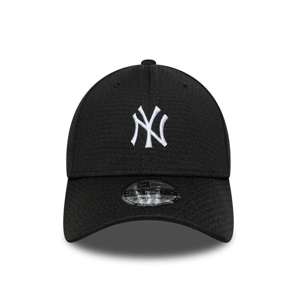 New York Yankees MLB Stretch Mesh Black New Era 39THIRTY Stretch Fit Cap, front view showing the raised white embroidered NY logo on the structured black crown, curved visor with a 39THIRTY size sticker, and matching black top button.